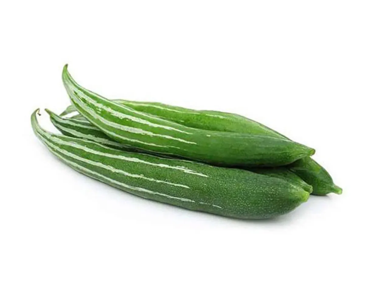 Snake-Gourd-Chichinga_1